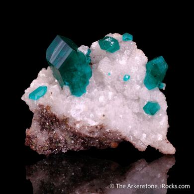 Dioptase on Calcite