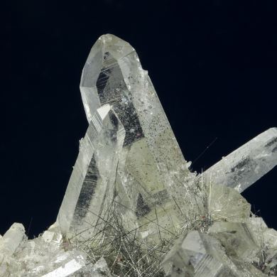 Quartz with Bismuthinite