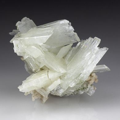 Paravauxite