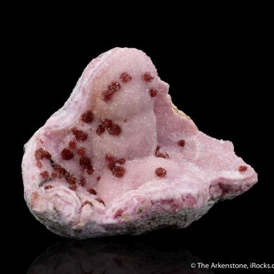 Beta-Roselite on Quartz with Cobaltoan Calcite