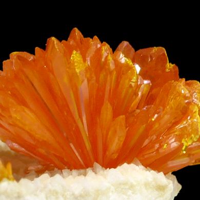 Orpiment, dolomite