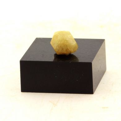 Rhodizite. 2.51 ct.