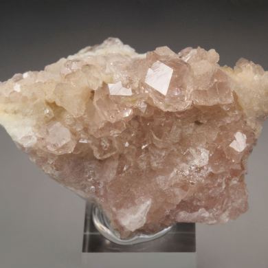 gem PINK GARNET var. GROSSULAR