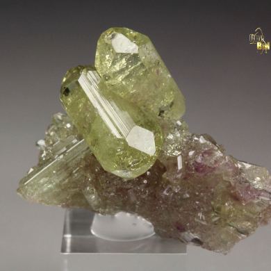 gem VESUVIANITE