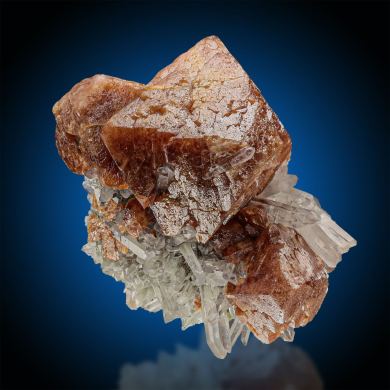 Scheelite  on Quartz