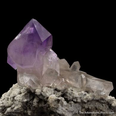 Amethyst scepter on Quartz