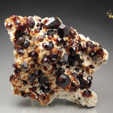 GARNET var. SPESSARTINE