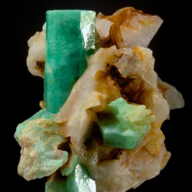 Beryl var. Emerald on Quartz