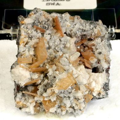 Wulfenite