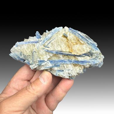 Kyanite with Quartz