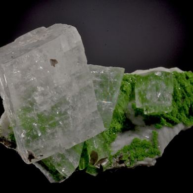 Calcite on Duftite on Dolomite cast