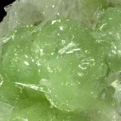Adamite on Aragonite