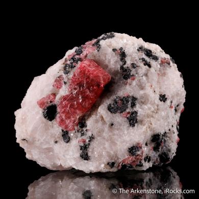 Rhodonite with Franklinite in Calcite