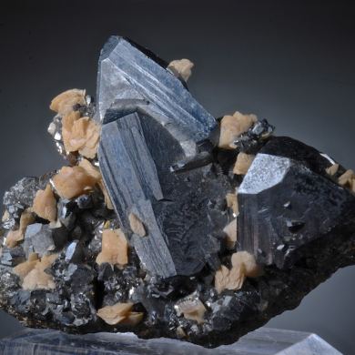 Tetrahedrite with Dolomite