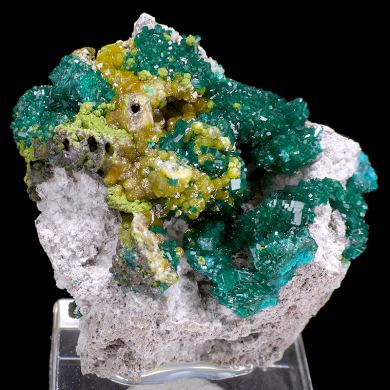 Dioptase, mimetite