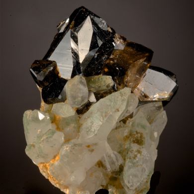  Cassiterite on Quartz