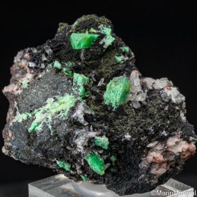 Zincolivenite (formerly Cuprian Adamite)