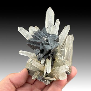 Helvite with Quartz