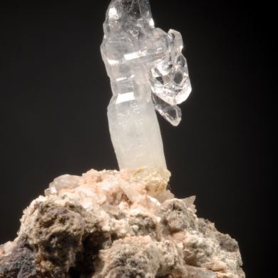Quartz Scepter (very light Amethyst)