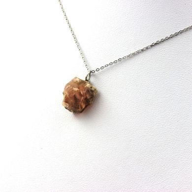 Raw Fluorite necklace. 17.19 ct.
