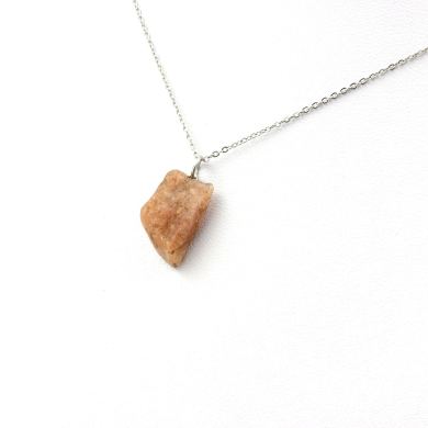 Raw Oregon Sunstone necklace. 9.60 ct.