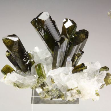 EPIDOTE, QUARTZ