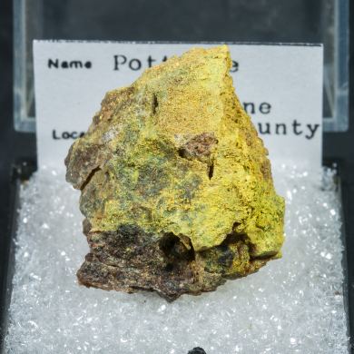 Pottsite, Clinobisvanite