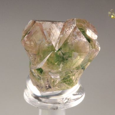 gem PINK GARNET var. GROSSULAR with GREEN CHROMIAN PHANTOMS