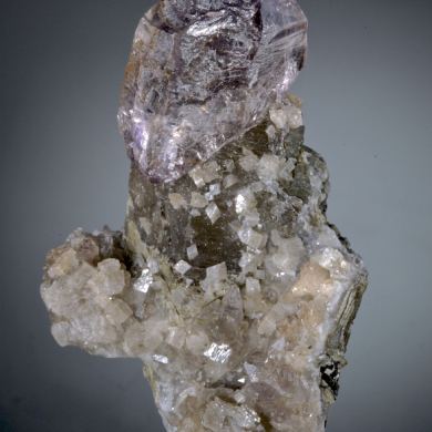 Amethyst - scepter with negative termination