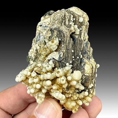 Pyrrhotite with Quartz
