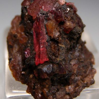 Manganpyrosmaltite with Rhodonite