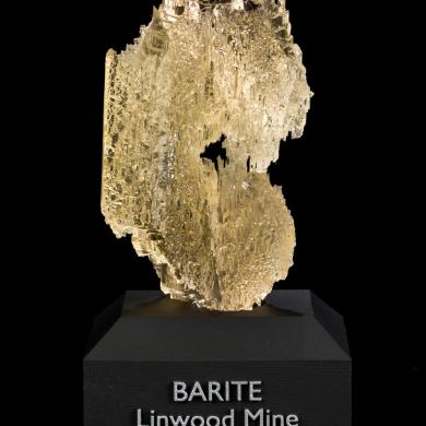 Etched Barite from the Linwood Mine