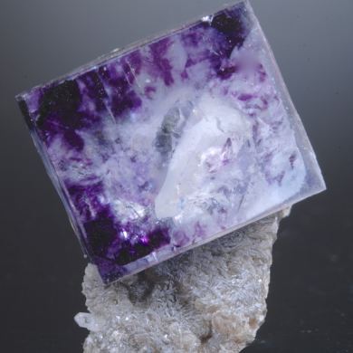 Fluorite -dark zoned 