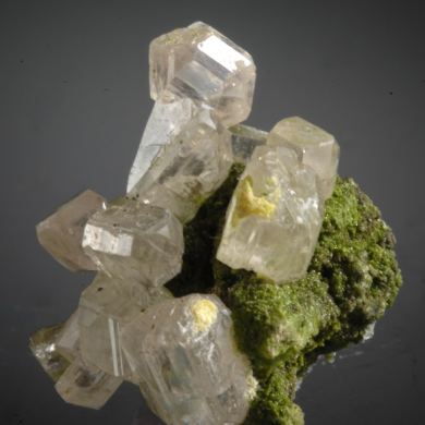 Cerussite- gem crystals on Conichalcite with Mimetite